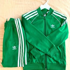 Adidas GREEN Tracksuit Set - Kids XS - UNISEX